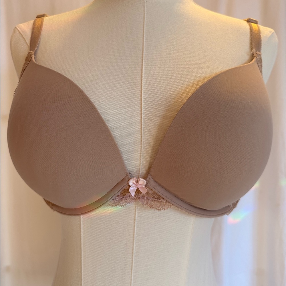 Victoria's Secret Tan Push-Up Bra